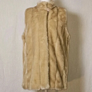 Terry Lewis Faux Fur Cream Classic Luxuries XS Vest ,Soft Maximalist